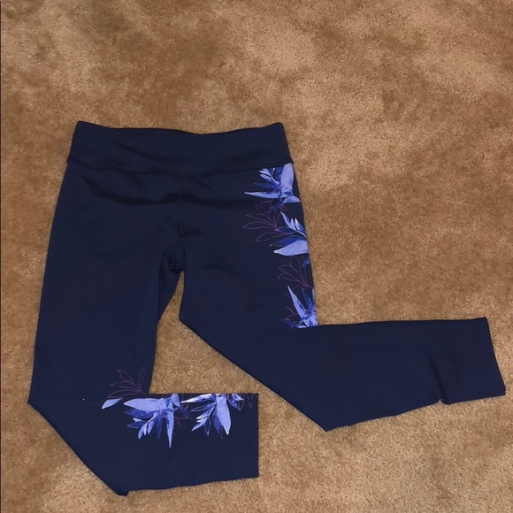 Calvin Klein Performance Wear - Picture 2 of 5